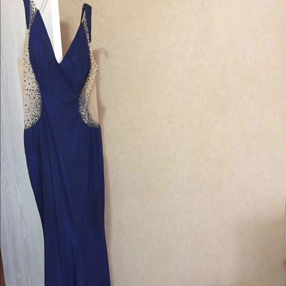 Faviana Glamour Prom Dress - Picture 1 of 3